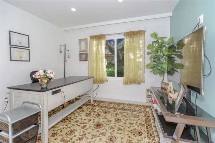 10426 Larwin Avenue, Chatsworth, California 91311