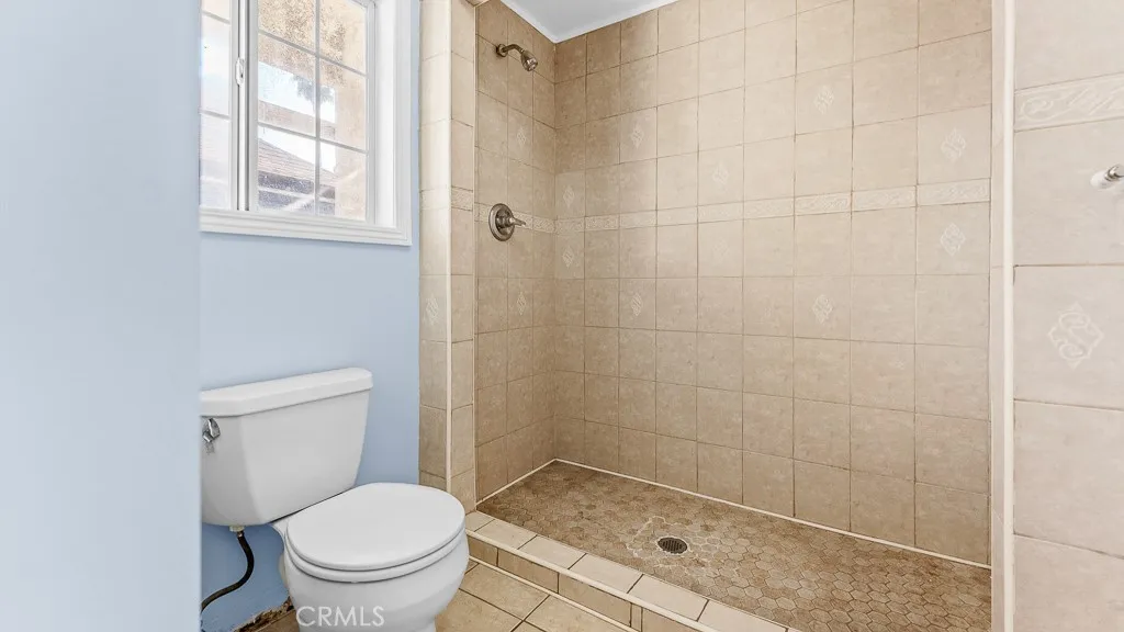 3496 E 4th Street, Los Angeles, California 90063 home-pic-24