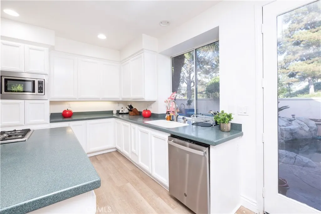 5 Encinal, Lake Forest, California 92610 home-pic-20