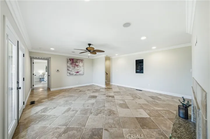 30990 Blackhorse Drive, Canyon Lake, California 92587