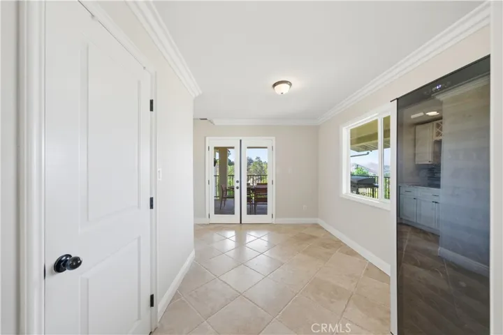 30990 Blackhorse Drive, Canyon Lake, California 92587