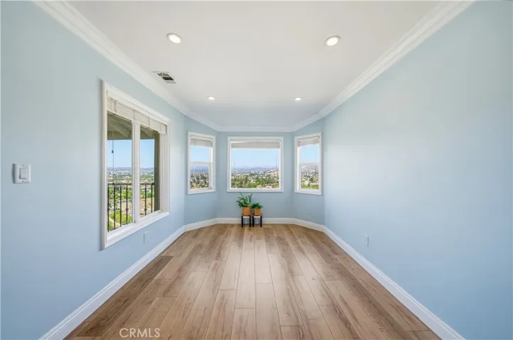 30990 Blackhorse Drive, Canyon Lake, California 92587