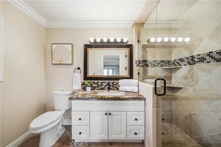30990 Blackhorse Drive, Canyon Lake, California 92587