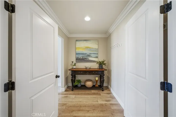 30990 Blackhorse Drive, Canyon Lake, California 92587