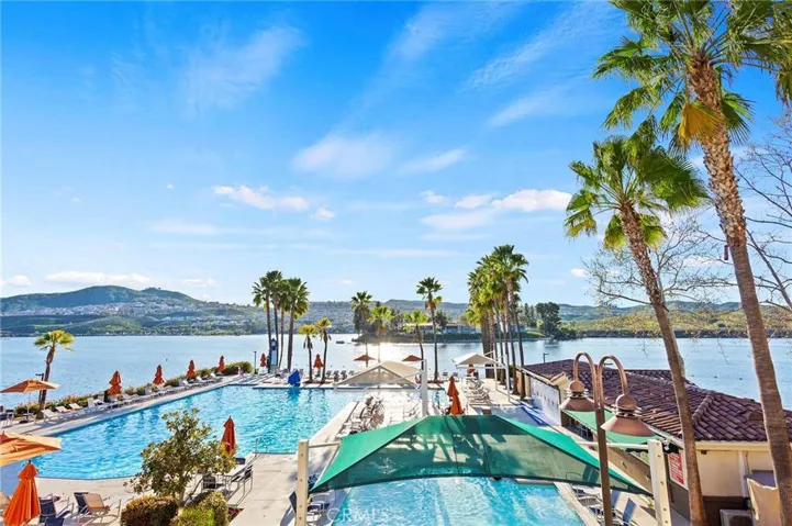 30990 Blackhorse Drive, Canyon Lake, California 92587