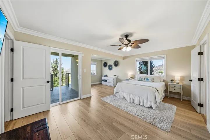 30990 Blackhorse Drive, Canyon Lake, California 92587