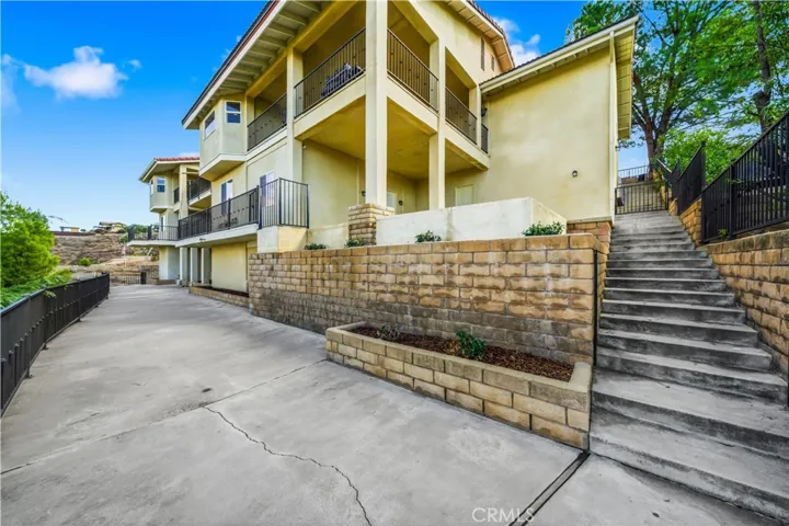 30990 Blackhorse Drive, Canyon Lake, California 92587