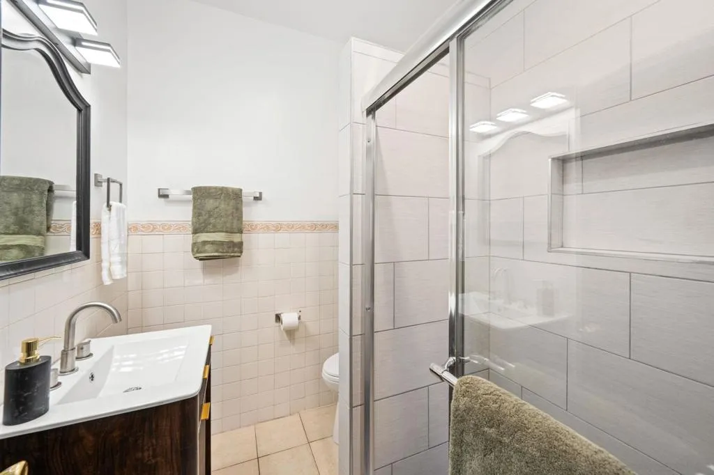 2445 47 A Street, San Diego, California 92102 home-pic-13