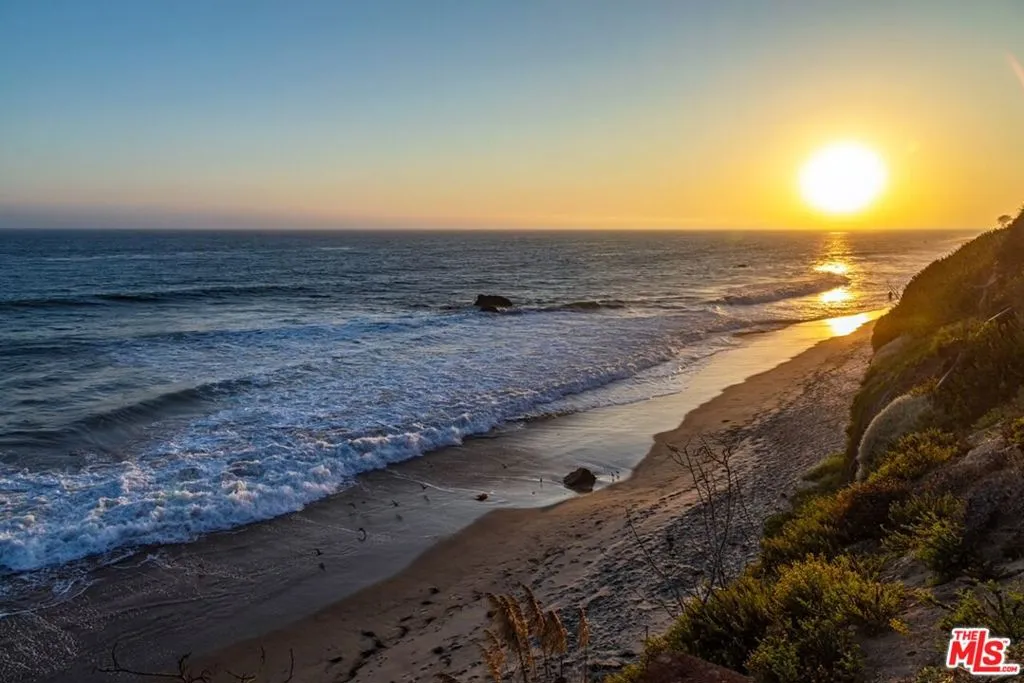 32554 Pacific Coast Highway, Malibu, California 90265 home-pic-16