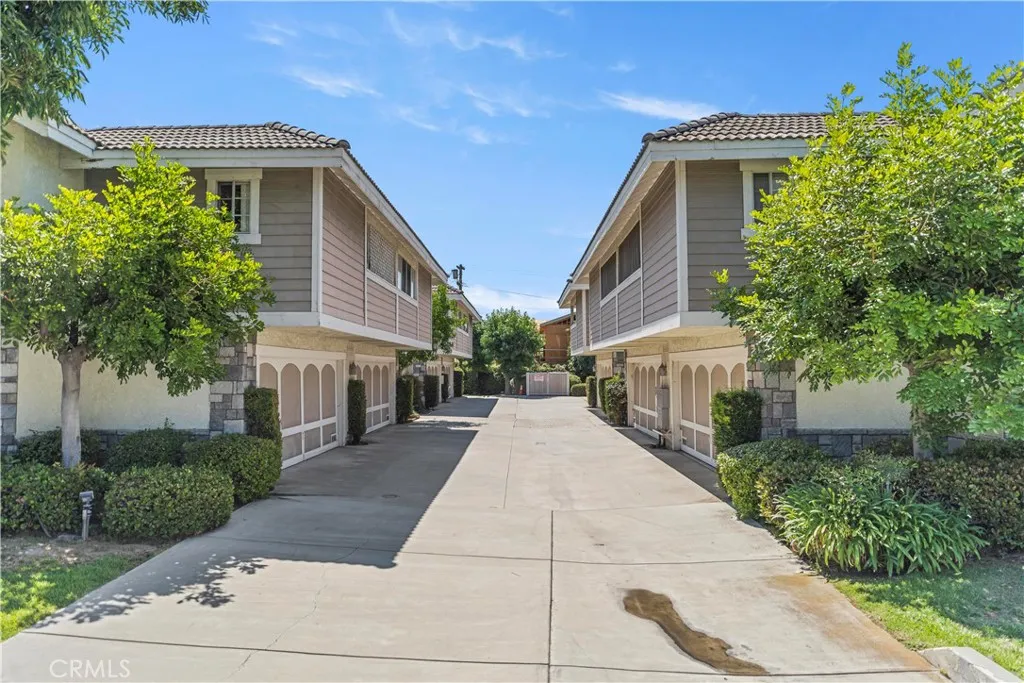 806 W Commonwealth Avenue, Alhambra, California 91801 home-pic-24