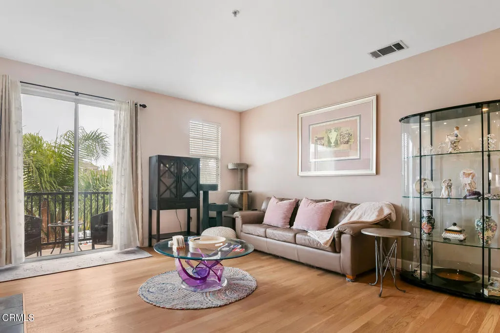 2410 Kipana Avenue, Ventura, California 93001 home-pic-4