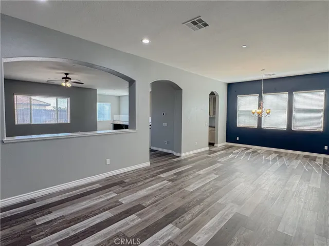 15527 Avanti Drive, Bakersfield, California 93314