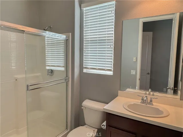 15527 Avanti Drive, Bakersfield, California 93314