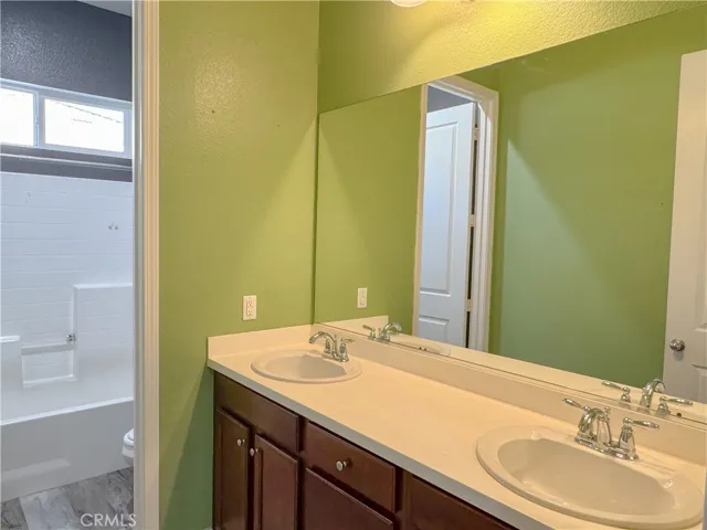 15527 Avanti Drive, Bakersfield, California 93314