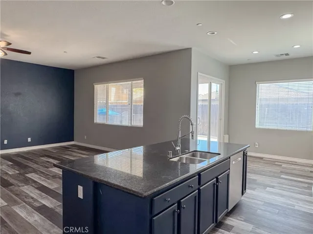15527 Avanti Drive, Bakersfield, California 93314