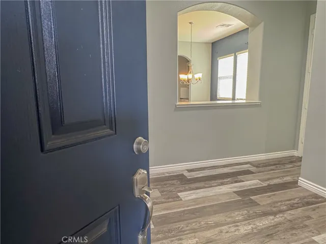 15527 Avanti Drive, Bakersfield, California 93314