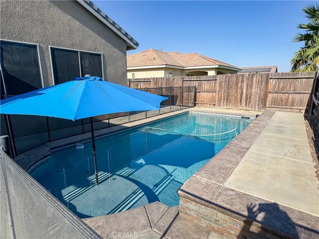 15527 Avanti Drive, Bakersfield, California 93314