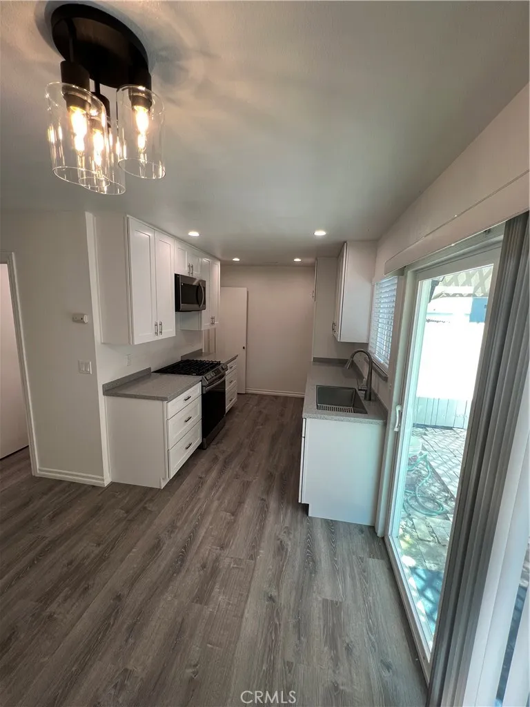 1400 Eastpark Drive, La Habra, California 90631 home-pic-11