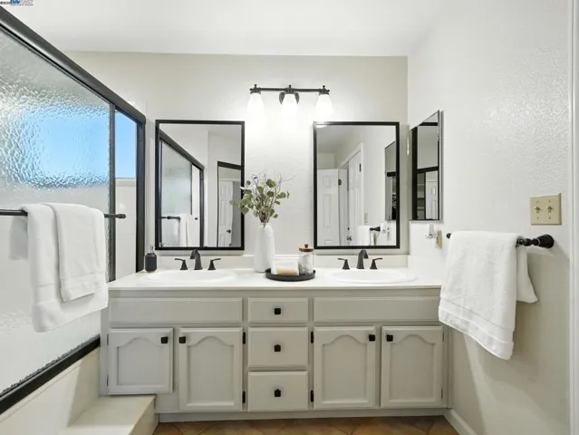 775 Vivian Dr, Livermore, California 94550