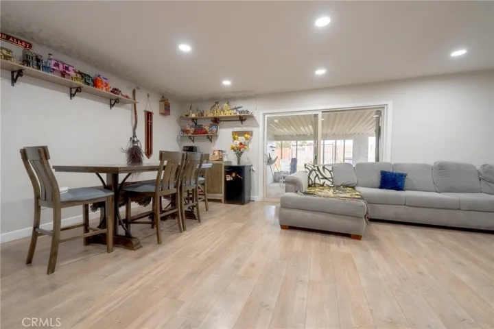 1924 Hunter Road, Colton, California 92324