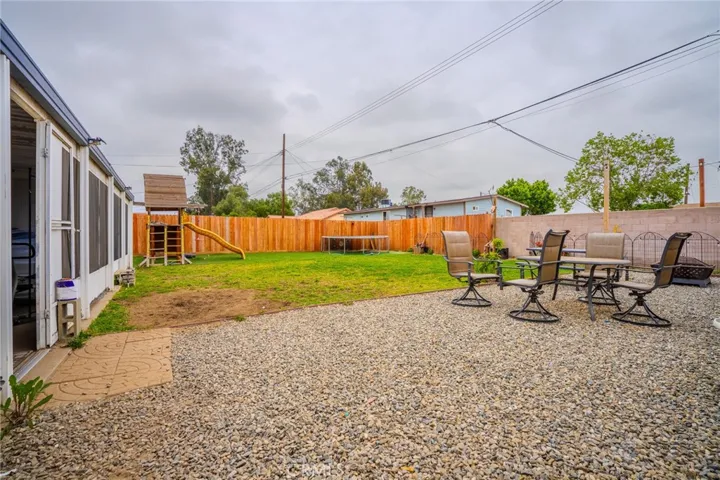 1924 Hunter Road, Colton, California 92324