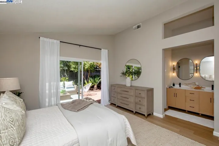 21 Ulster Pl, Alameda, California 94502