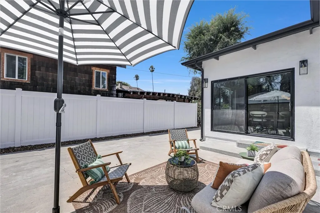 808 S Los Robles Avenue, Pasadena, California 91106 home-pic-36