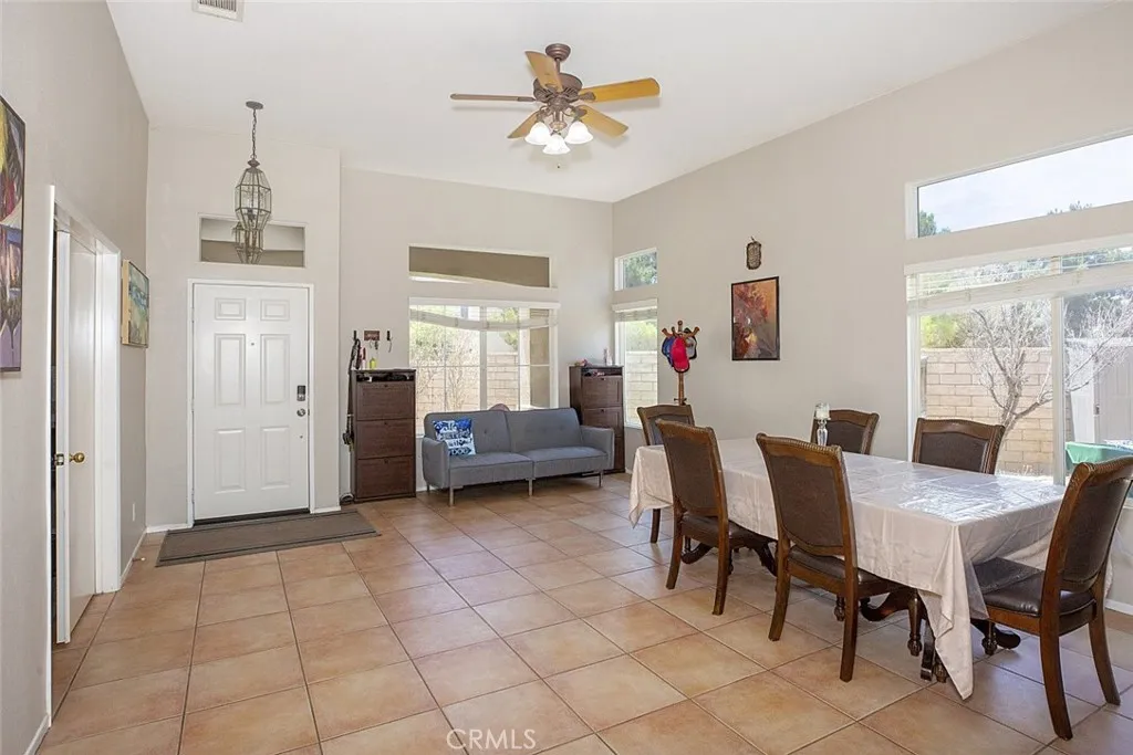 3521 Fern Avenue, Palmdale, California 93550 home-pic-16