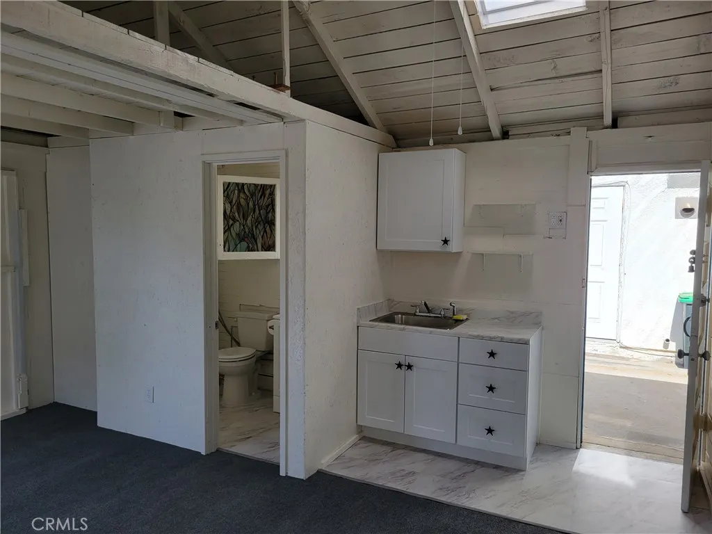 1245 W Balboa Boulevard, Newport Beach, California 92661 home-pic-24