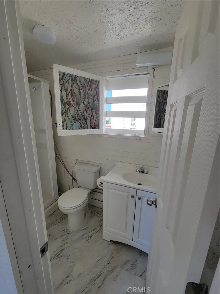 1245 W Balboa Boulevard, Newport Beach, California 92661 home-pic-26