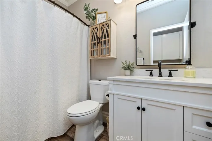 13555 Edgewater Drive, Corona, California 92883