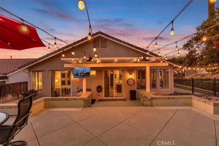 13555 Edgewater Drive, Corona, California 92883