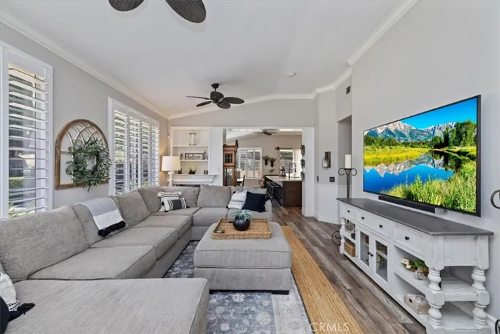 13555 Edgewater Drive, Corona, California 92883