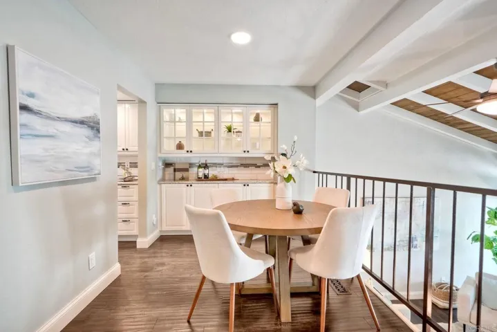 7303 Alicante Road A, Carlsbad, California 92009