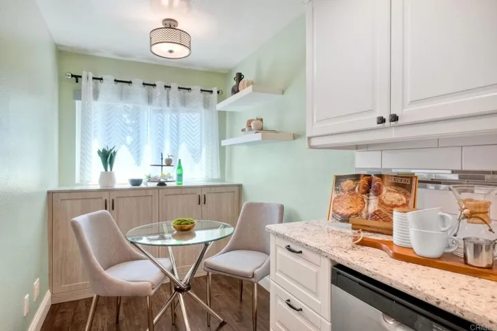 7303 Alicante Road A, Carlsbad, California 92009