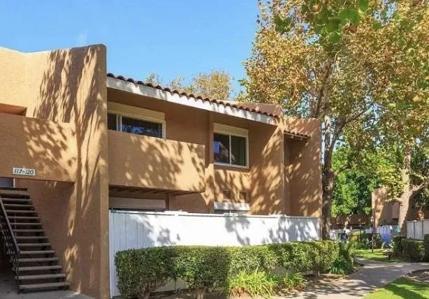1001 W Macarthur Boulevard 118, Santa Ana, California 92707, 2 Bedrooms Bedrooms, ,2 BathroomsBathrooms,Residential Lease,For Rent,Macarthur,PW25186502
