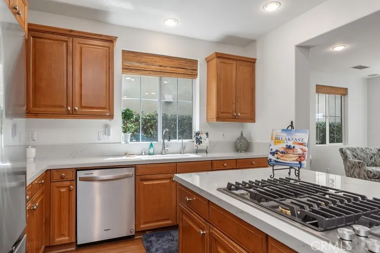 309 Flint Avenue, Long Beach, California 90814 home-pic-9