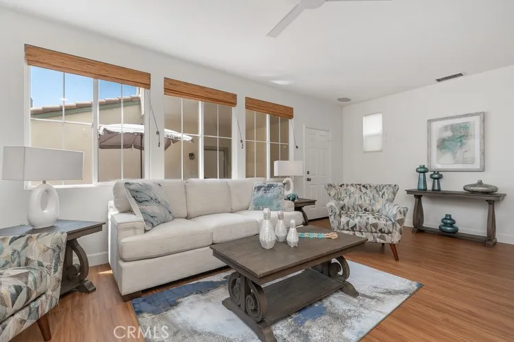 309 Flint Avenue, Long Beach, California 90814 home-pic-12