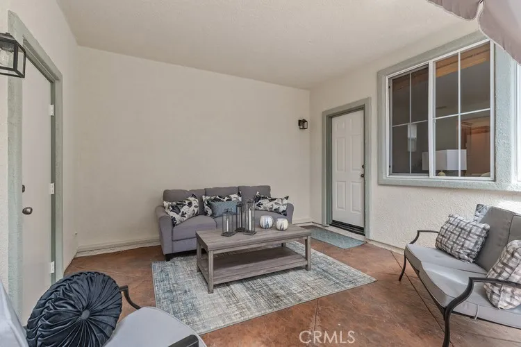 309 Flint Avenue, Long Beach, California 90814 home-pic-28