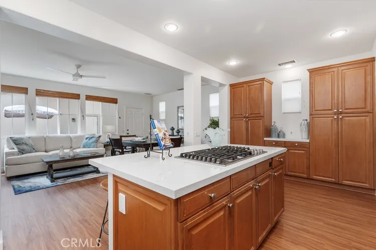 309 Flint Avenue, Long Beach, California 90814 home-pic-15