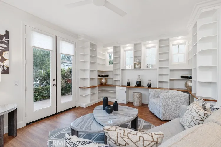 309 Flint Avenue, Long Beach, California 90814 home-pic-3