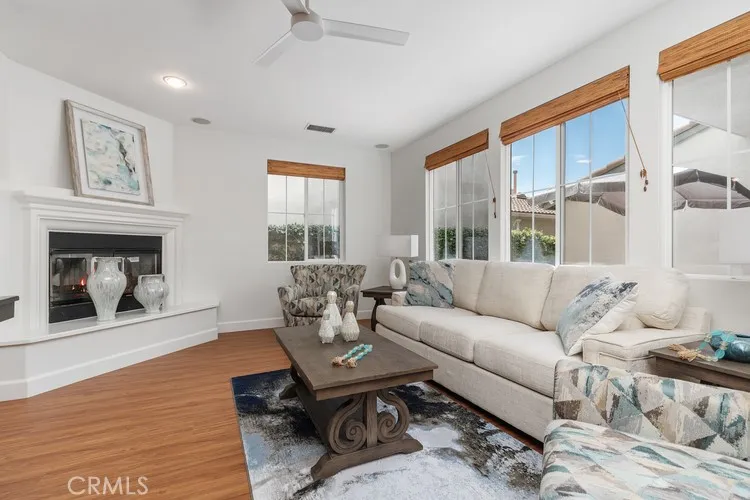 309 Flint Avenue, Long Beach, California 90814 home-pic-14