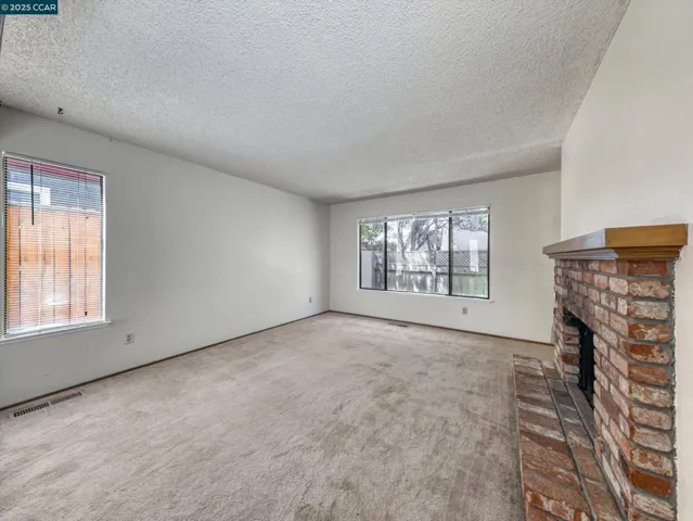 1233 Almondwood Dr, Antioch, California 94509