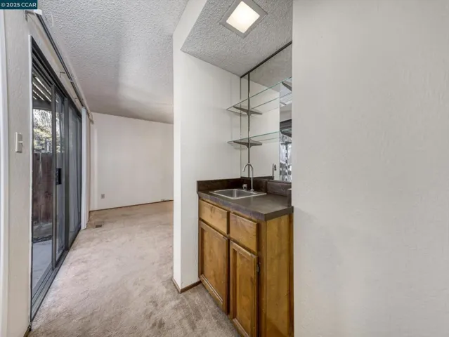 wet bar