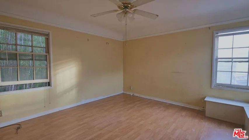 1722 Bel Aire Drive, Glendale, California 91201
