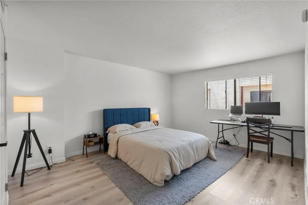 11274 Morrison Street 2, North Hollywood, California 91601 home-pic-12