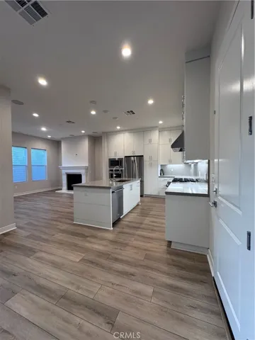 211 Pin Lane, Lake Forest, California 92630