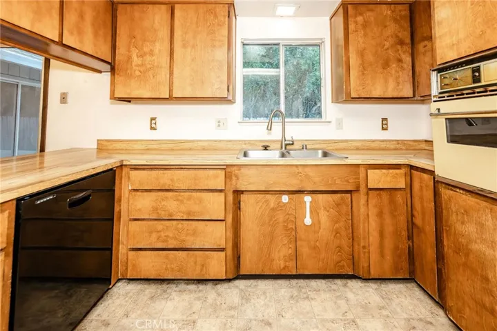 Kitchen 3