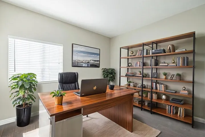 37-web-or-mls-AVOH--33 virtually staged