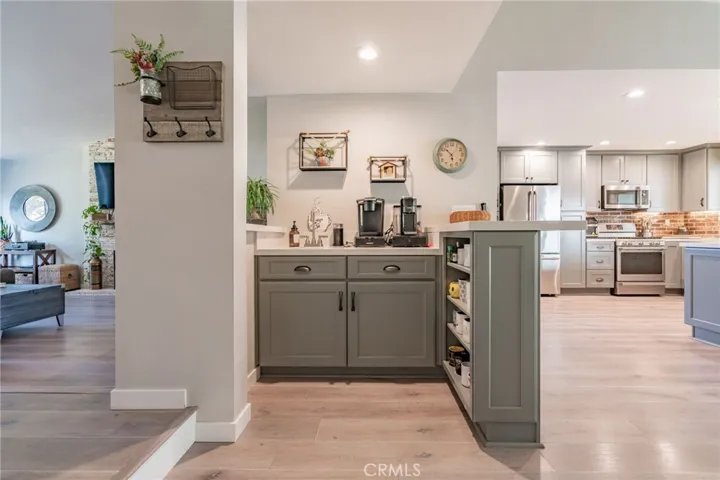 3954 Stell Drive, Simi Valley, California 93063